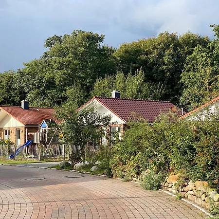 Feriendorf Sudstrand Haus 39 Holiday home Pelzerhaken